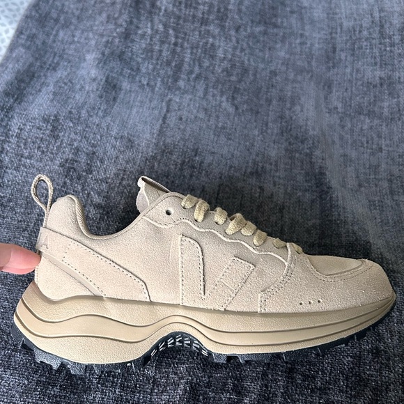 Veja Venturi Suede Sahara Sneakers NEW Sz 7 - Picture 11 of 11